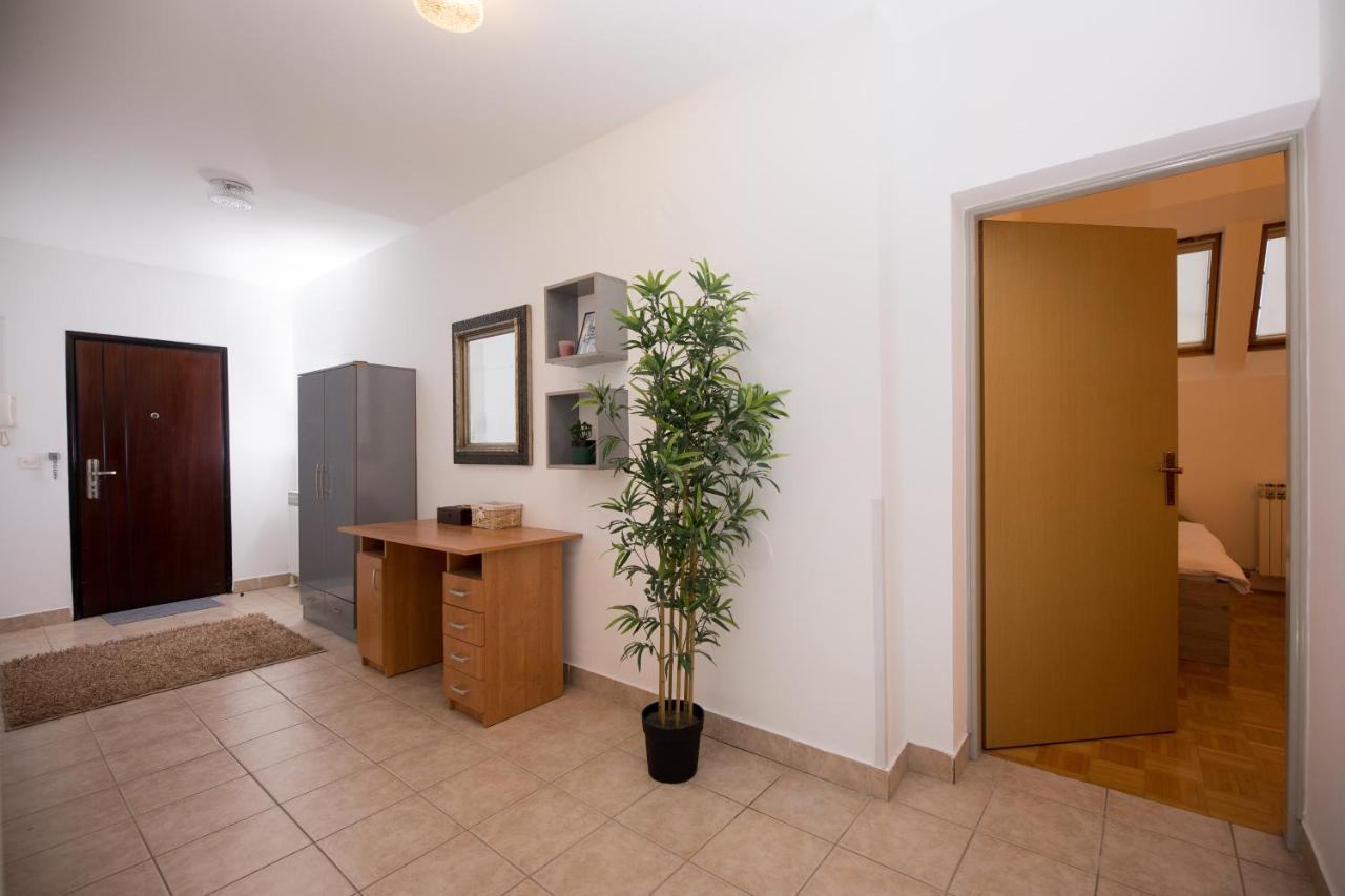 Апартаменти Apartman Ana Осієк Екстер'єр фото